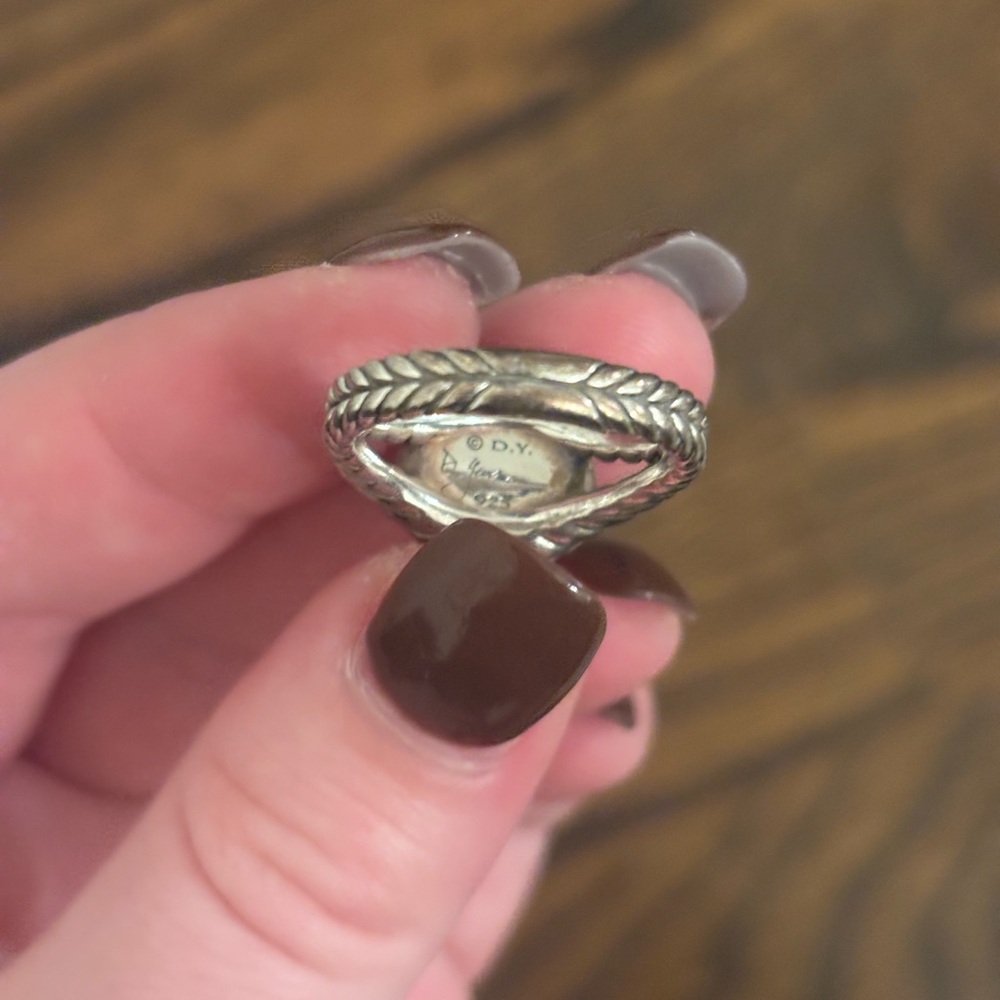 David Yurman Silver Ring with Pearl Accent - Picture 2 of 3